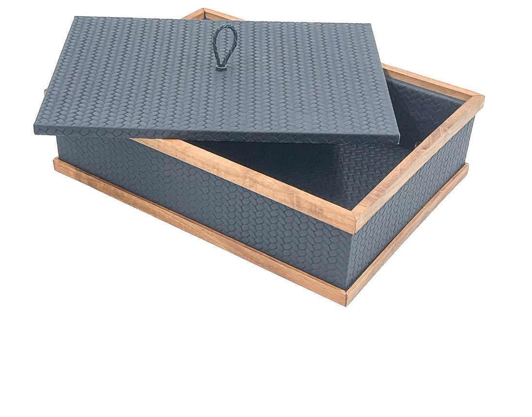 The lid lifted off and set askew on the 32 x 23 cm box, the walnut rail running level around a 7 cm leather-lined well