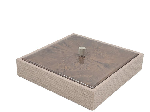 Pale greige 27 × 27 cm box shut, a dark burl-figured lid inside its woven leather rim