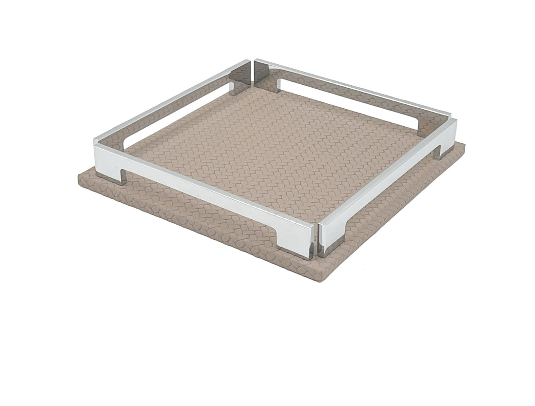 Mink 25 cm tray from the corner, 1 cm leather base visible under the polished steel brackets