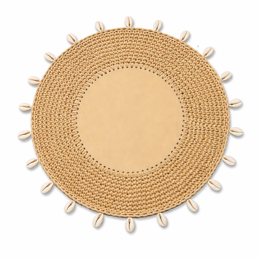 Beige 36 cm placemat with leather centre and real seashells on the rim